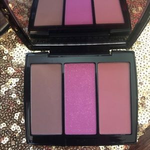 Anastasia Beverly Hills blush duo pool party
